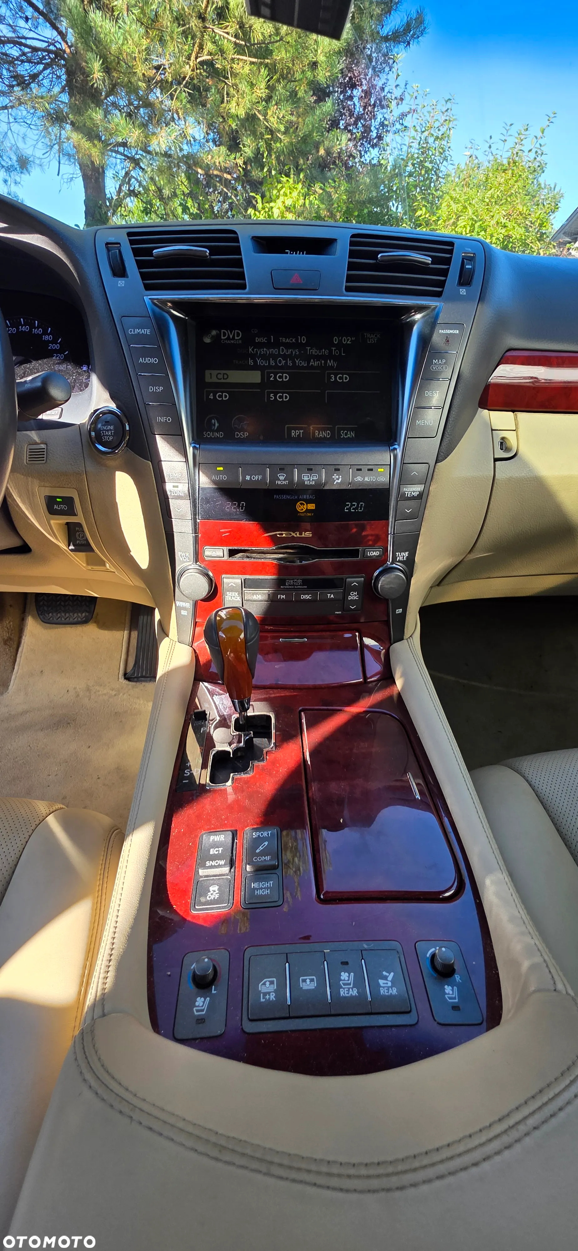 Lexus LS 460 - 40