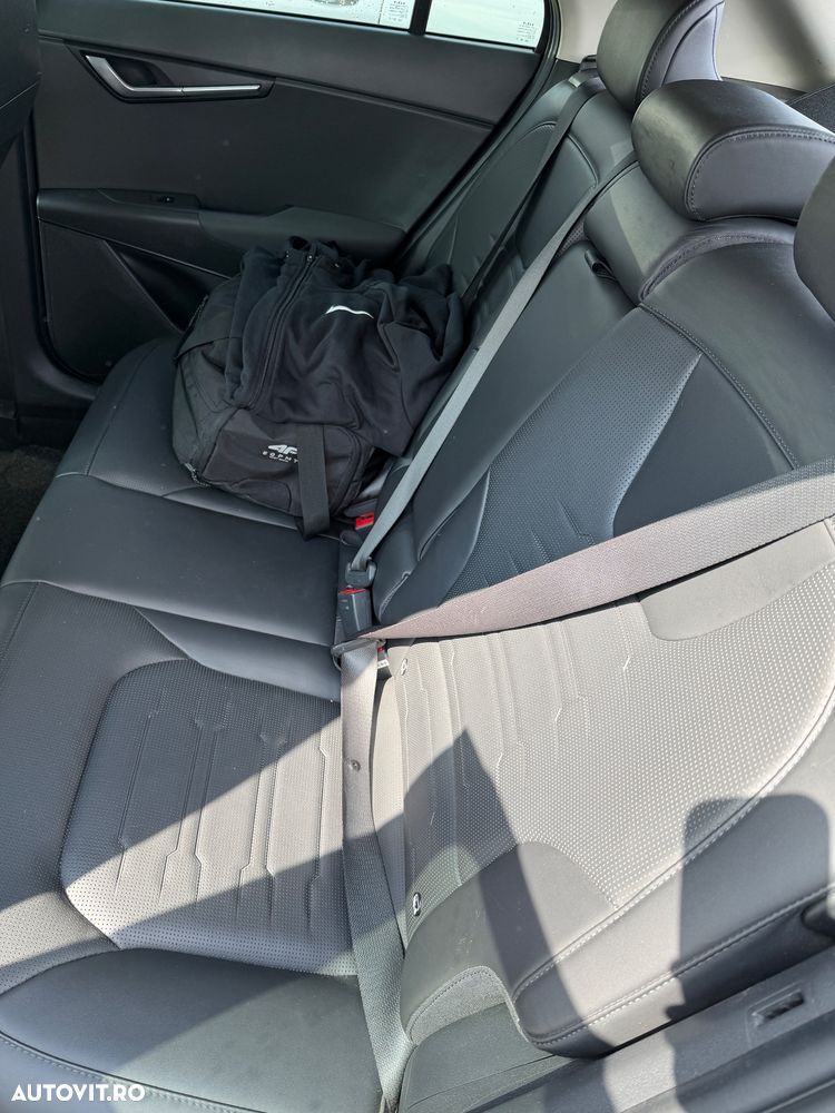 Kia Niro 1.6 GDI 6DCT HEV Premium - 8