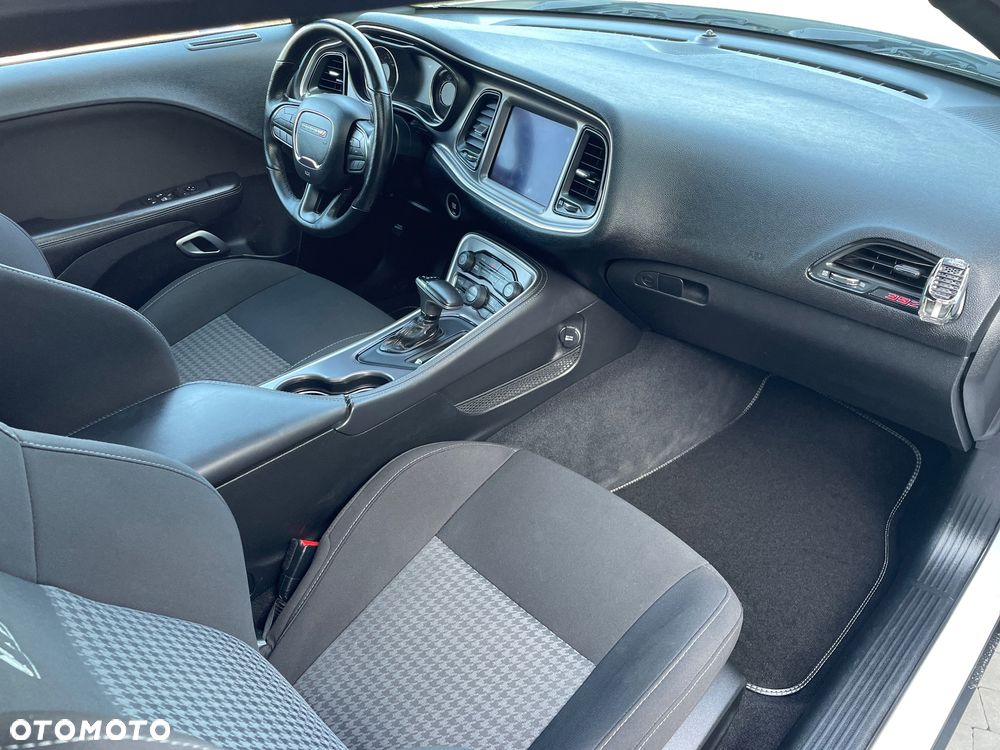 Dodge Challenger Automatik R/T Plus Scat Pack - 16