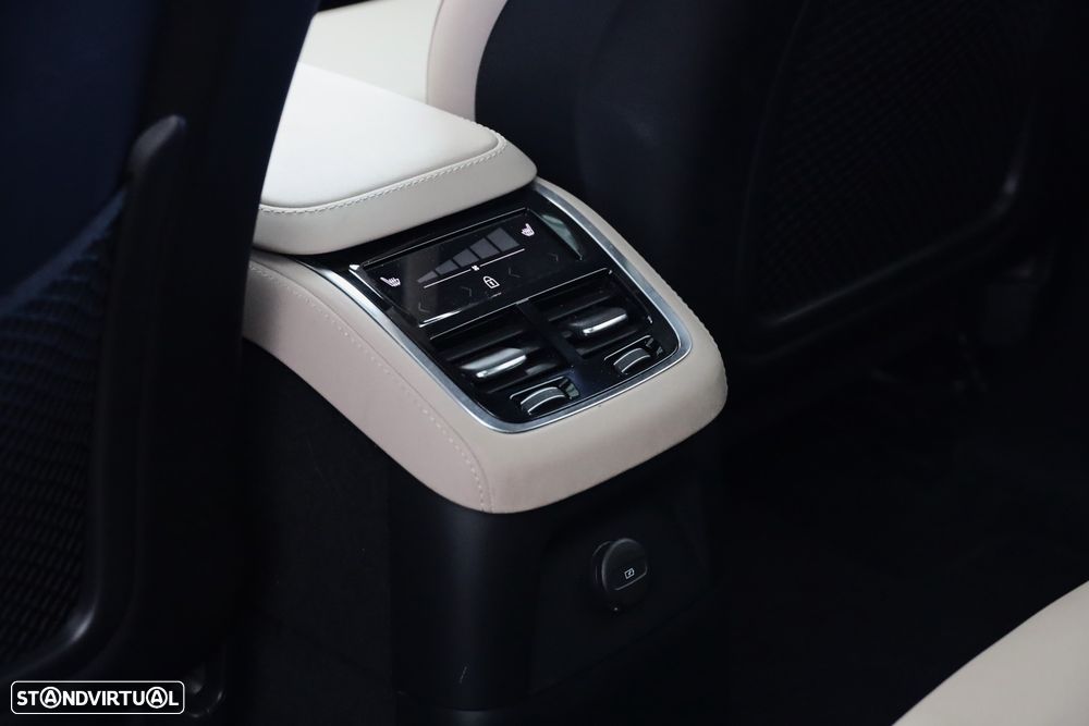 Volvo XC 90 2.0 T8 PHEV Plus Dark AWD - 18