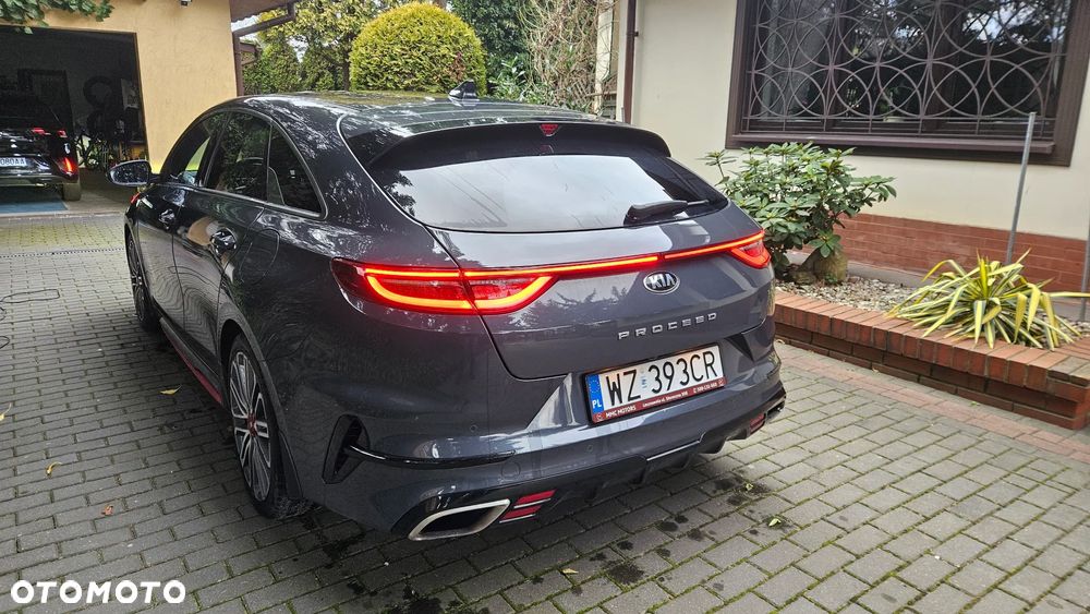 Kia ProCeed - 7