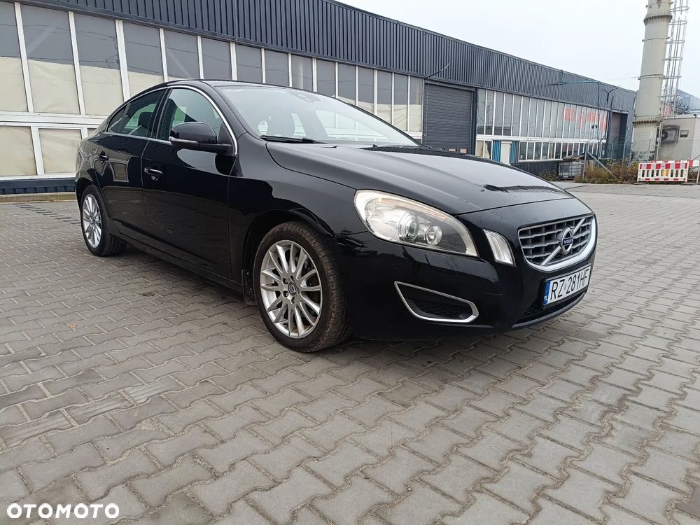 Volvo S60 D3 Geartronic Momentum - 22