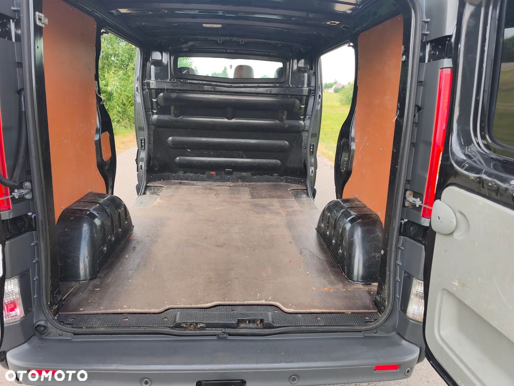 Renault Trafic - 10