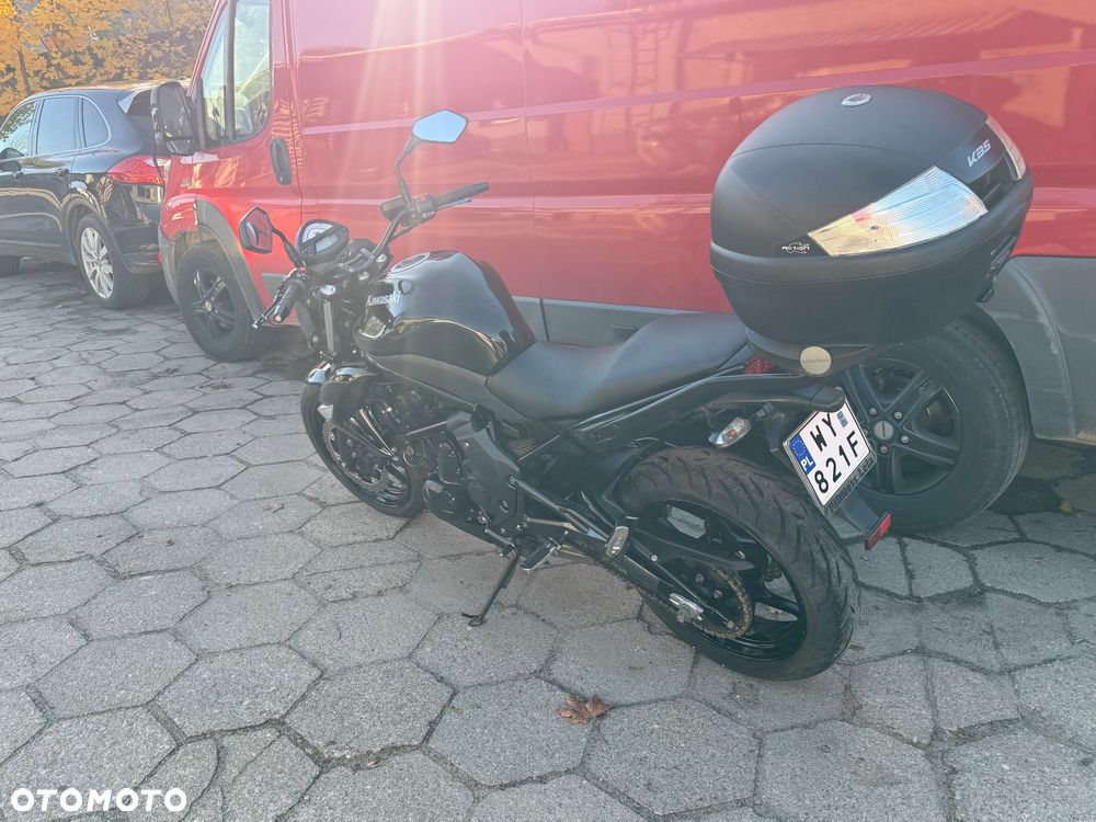 Kawasaki ER - 12