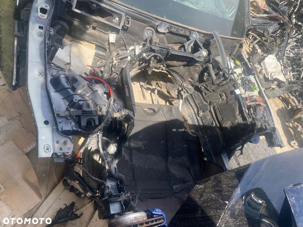 mercedes c-klasa 205 kombi ćwiartka przednia lewa lub prawa - 4