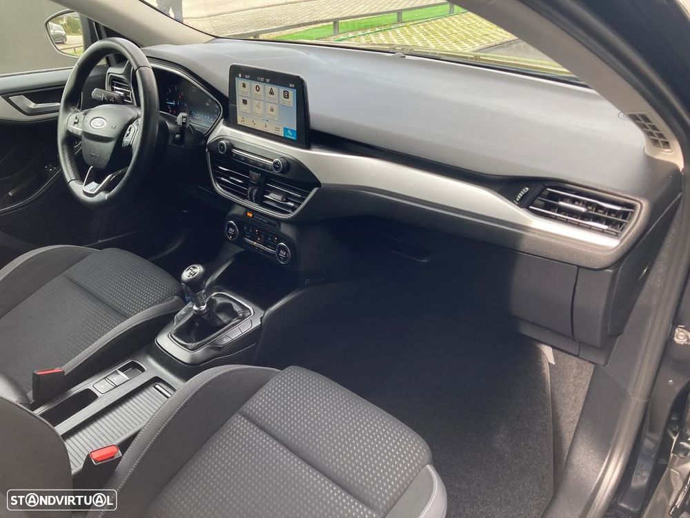 Ford Focus SW 1.5 TDCi EcoBlue Titanium - 31