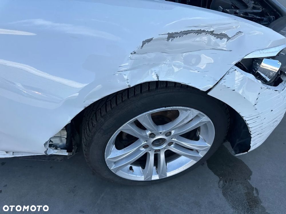 BMW Seria 1 116i - 11