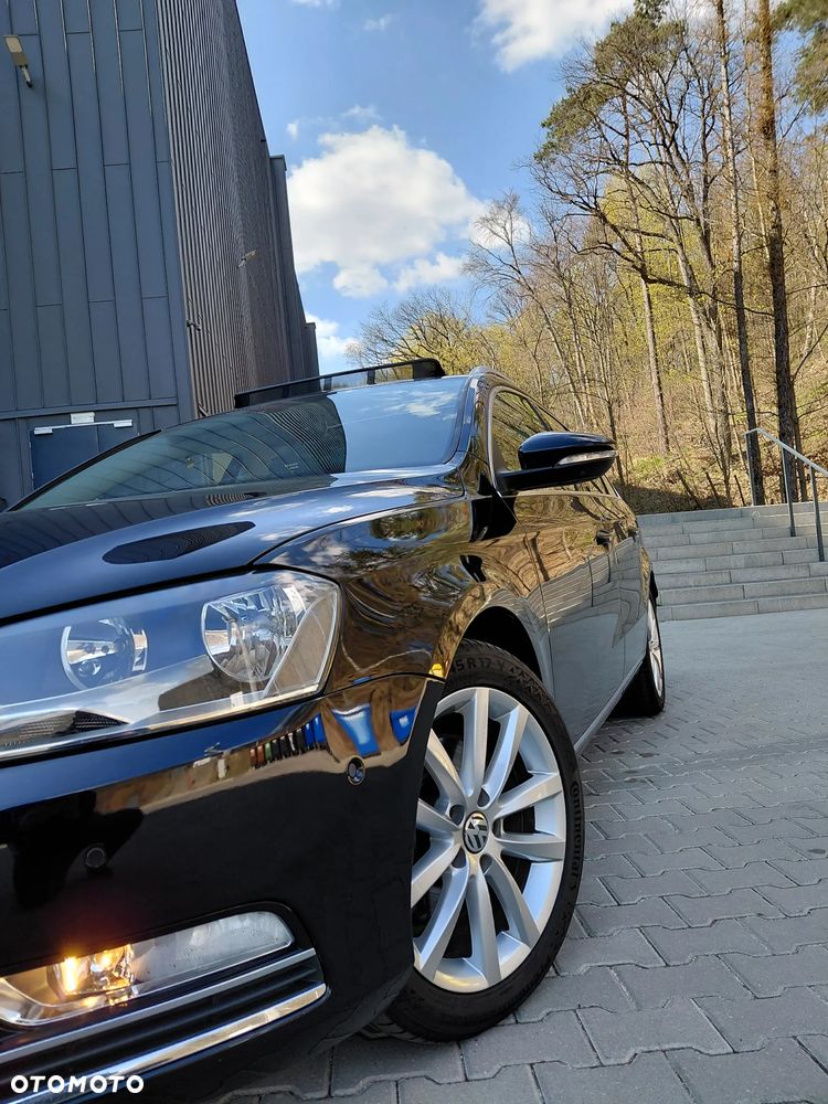 Volkswagen Passat - 25