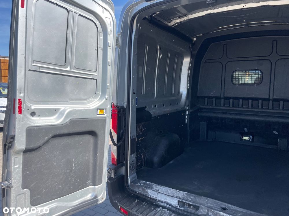Ford Transit - 14