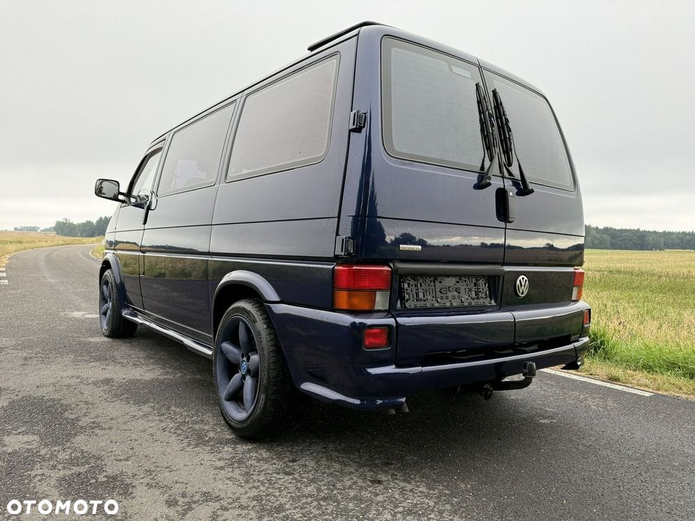Volkswagen Multivan - 7