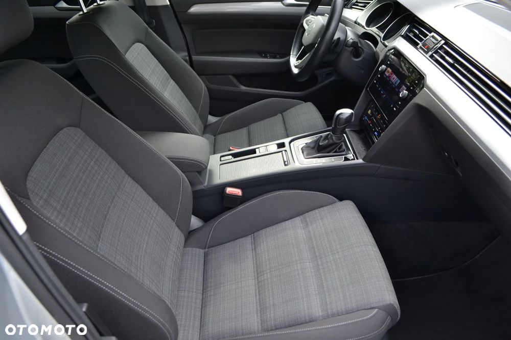 Volkswagen Passat 2.0 TDI EVO Business DSG - 15