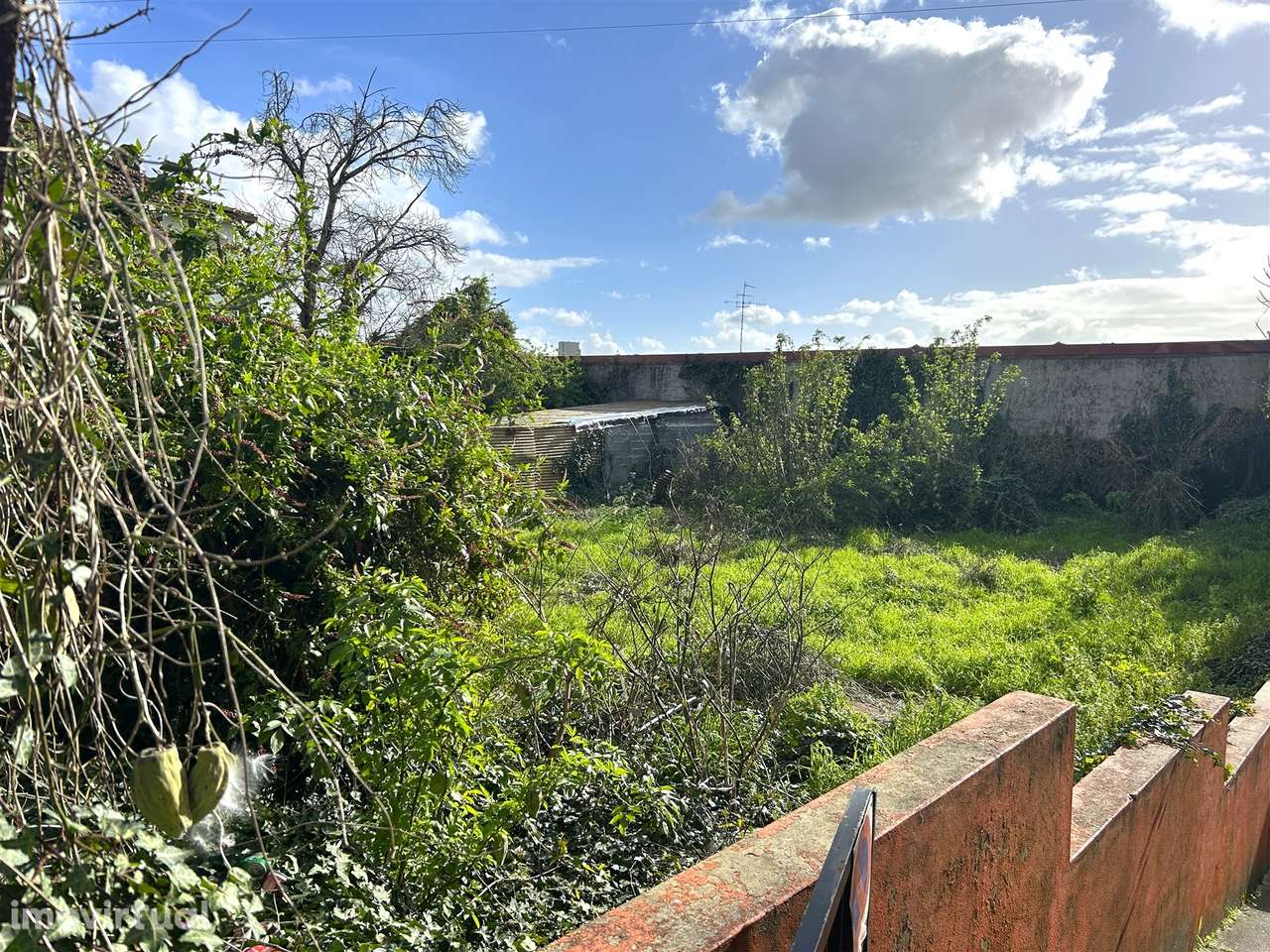 Terreno 333 m² com Projeto Aprovado para 6 Apartamentos | Rio Tinto - Grande imagem: 2/15