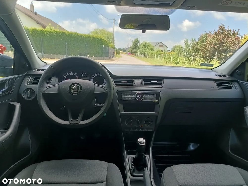 Skoda RAPID 1.0 TSI Active - 13