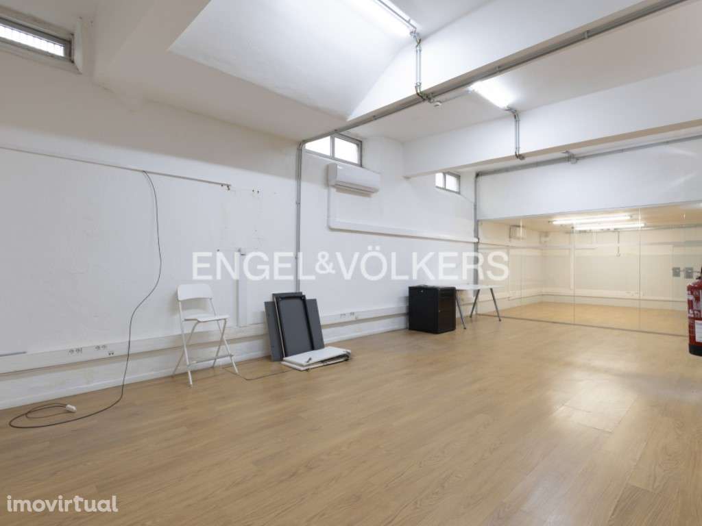 Armazém para arrendamento em Campolide - Grande imagem: 5/27