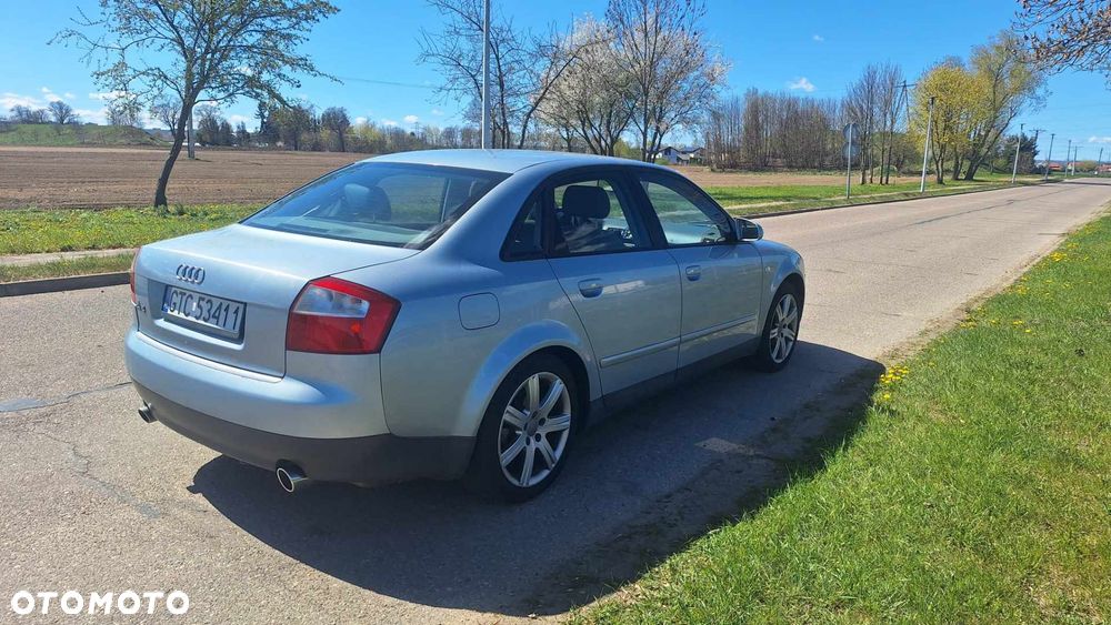 Audi A4 Limousine - 18