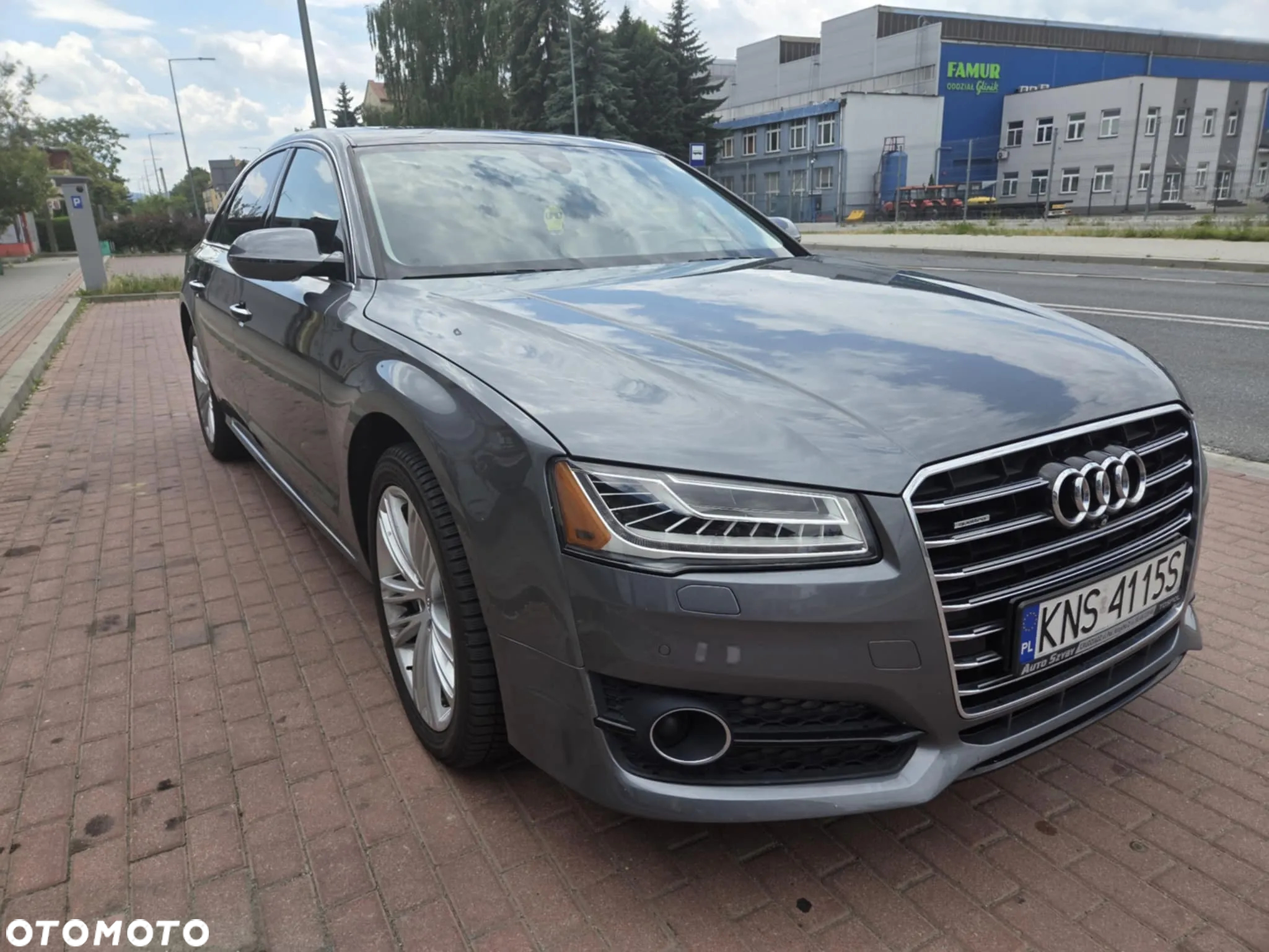Audi A8 - 3