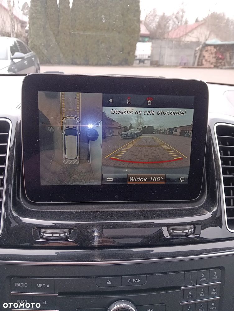 Mercedes-Benz GLS - 22