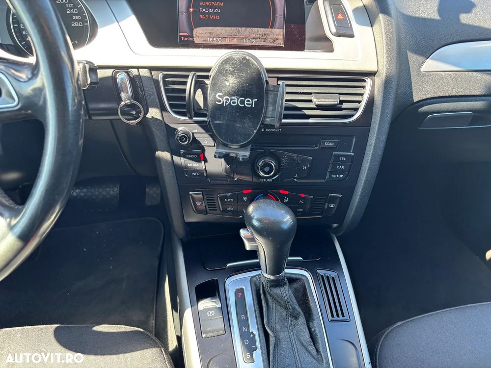 Audi A4 Avant 2.0 TDI Multitronic - 9