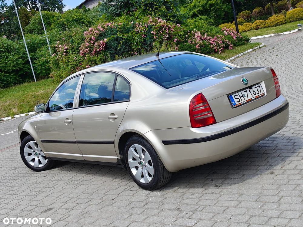 Skoda Superb 1.9 TDI Prestige - 1