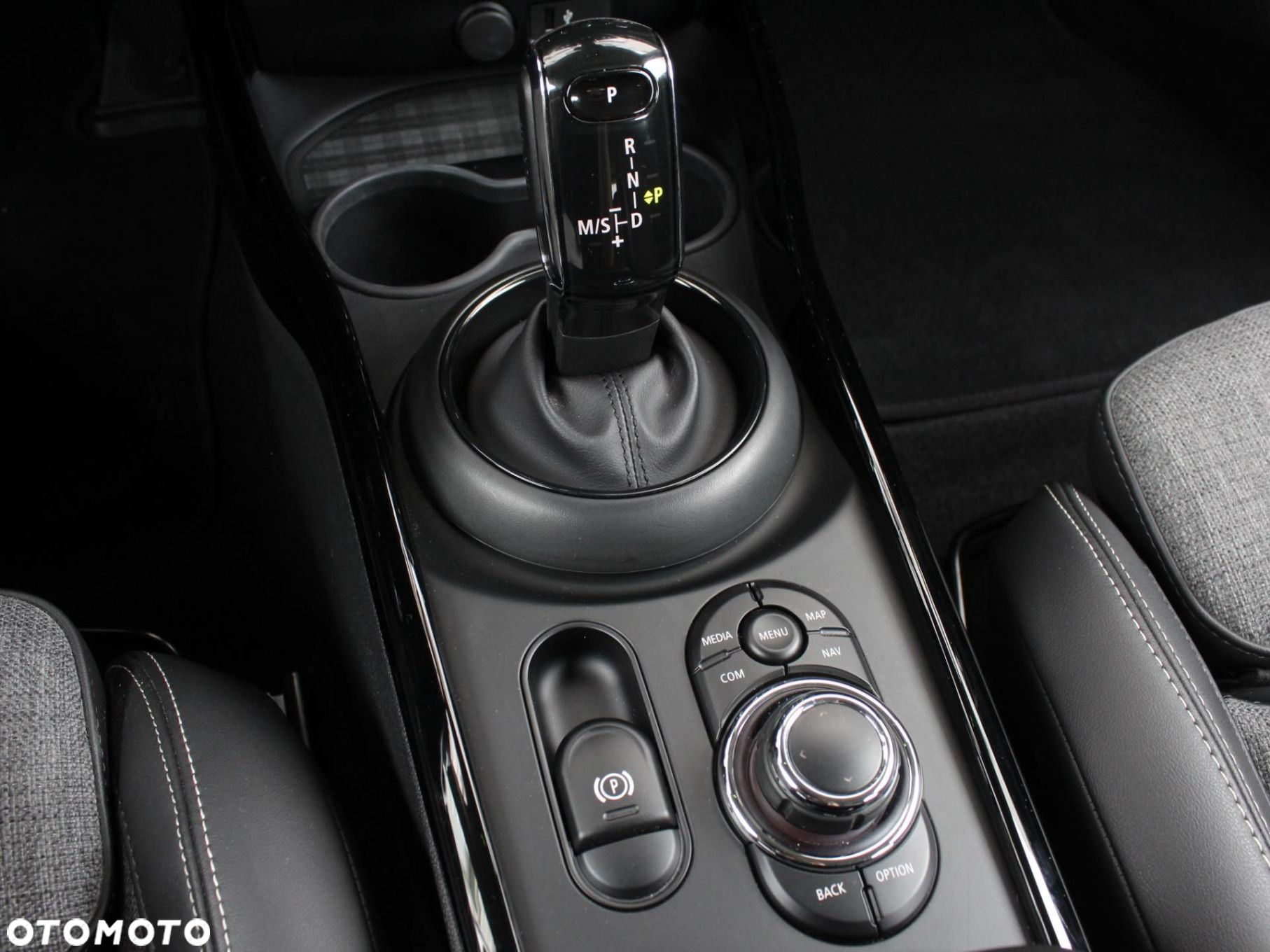 MINI Clubman - 13