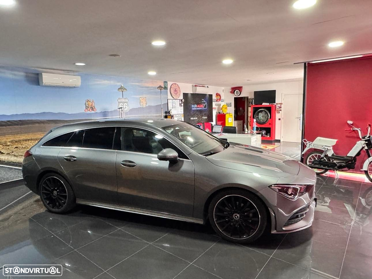 Mercedes-Benz CLA 200 - 4