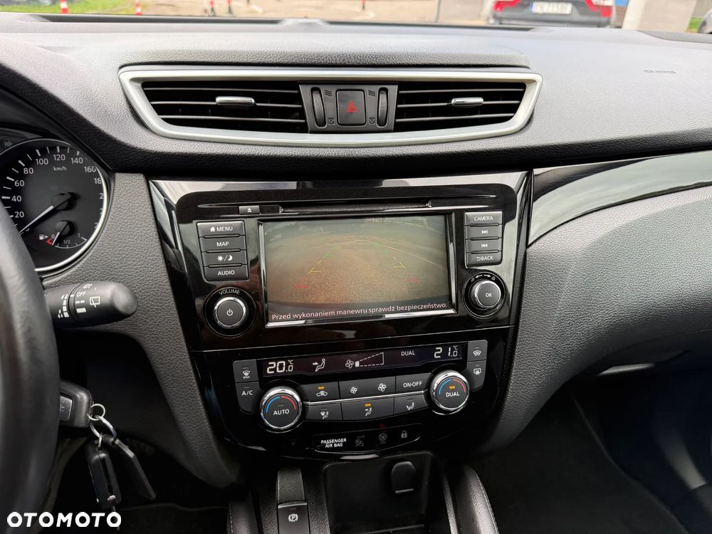 Nissan Qashqai 1.3 DIG-T N-WAY - 20