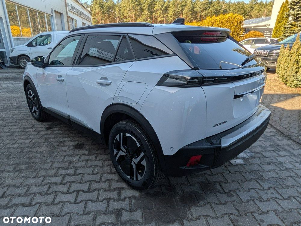 Peugeot 2008 PureTech 100 Allure S&S BVM6 - 4