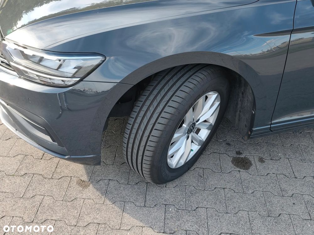 Volkswagen Passat 1.5 TSI OPF DSG Business - 6