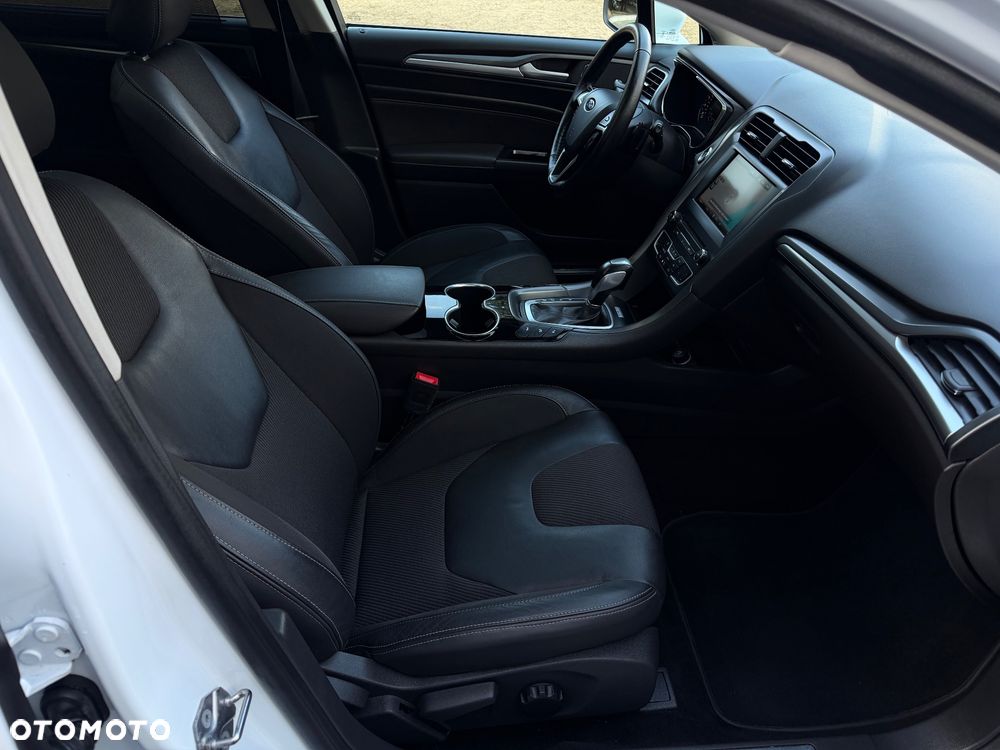 Ford Mondeo 2.0 TDCi STart-Stopp PowerShift-Aut Titanium - 28