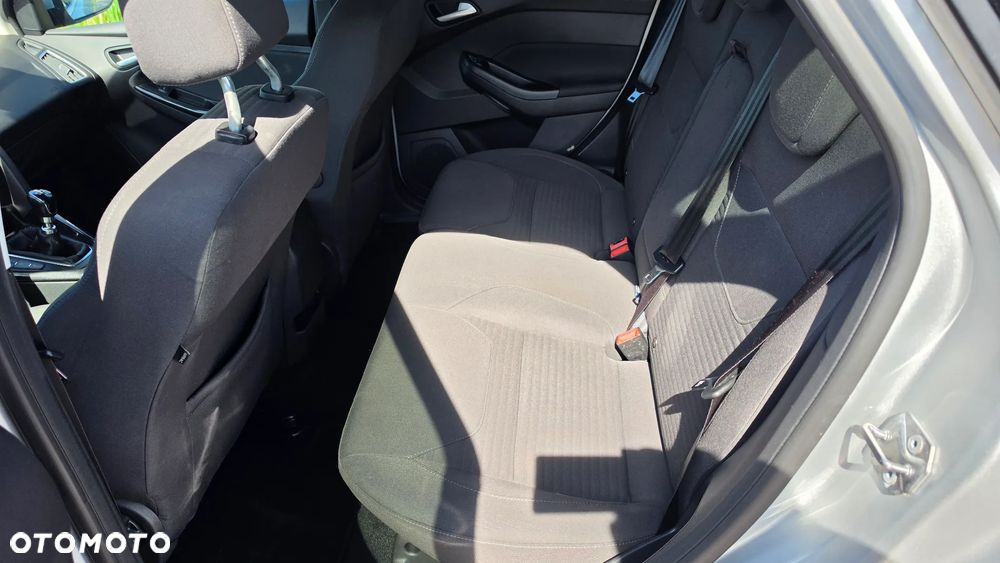 Ford Focus 1.6 TDCi DPF Start-Stopp-System Titanium - 13