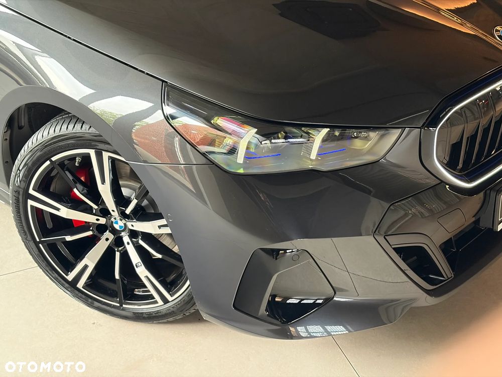 BMW Seria 5 520d xDrive mHEV M Sport - 11