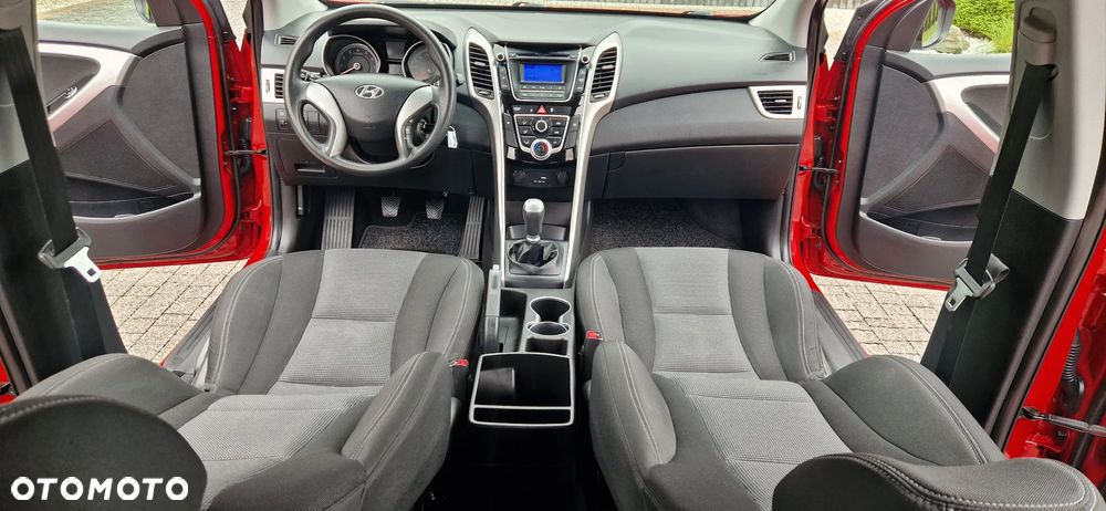 Hyundai i30 - 23