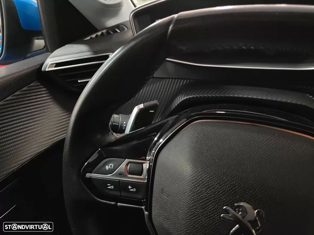 Peugeot 208 1.2 PureTech Allure EAT8 - 47