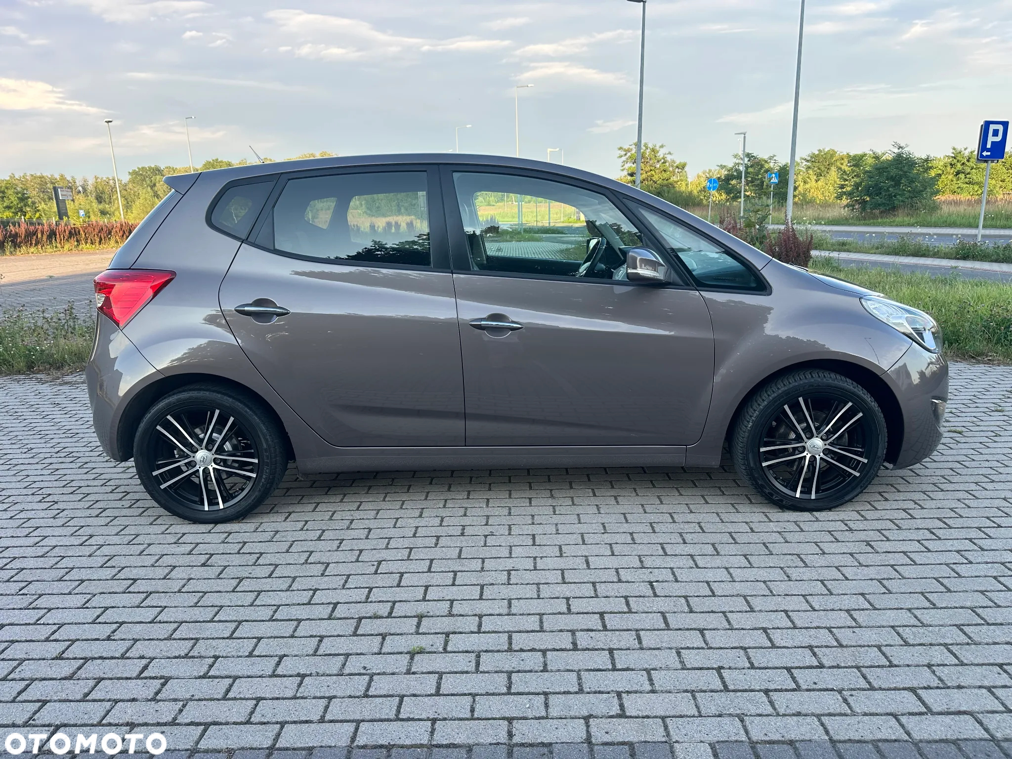 Hyundai ix20 1.6 CRDi Edition 20 - 11