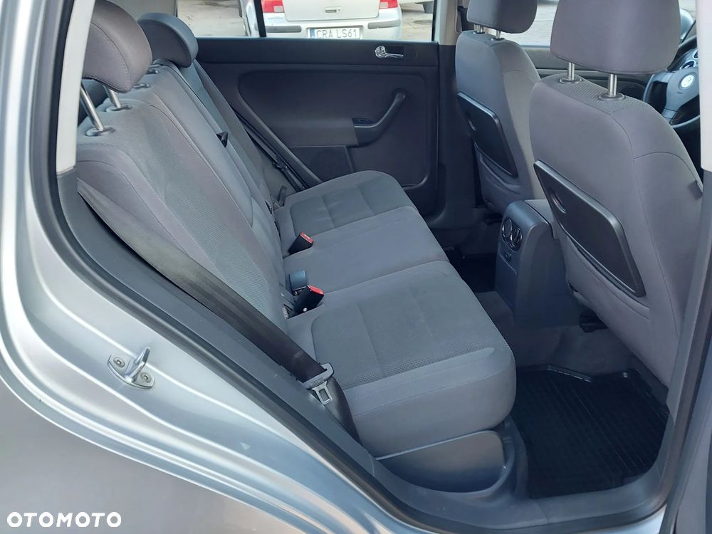 Volkswagen Golf Plus 2.0 TDI Comfortline - 12