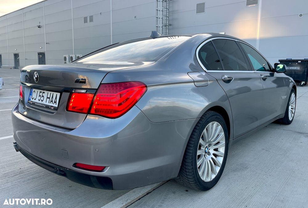 BMW Seria 7 730d - 6