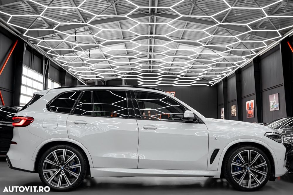 BMW X5 xDrive40i - 28