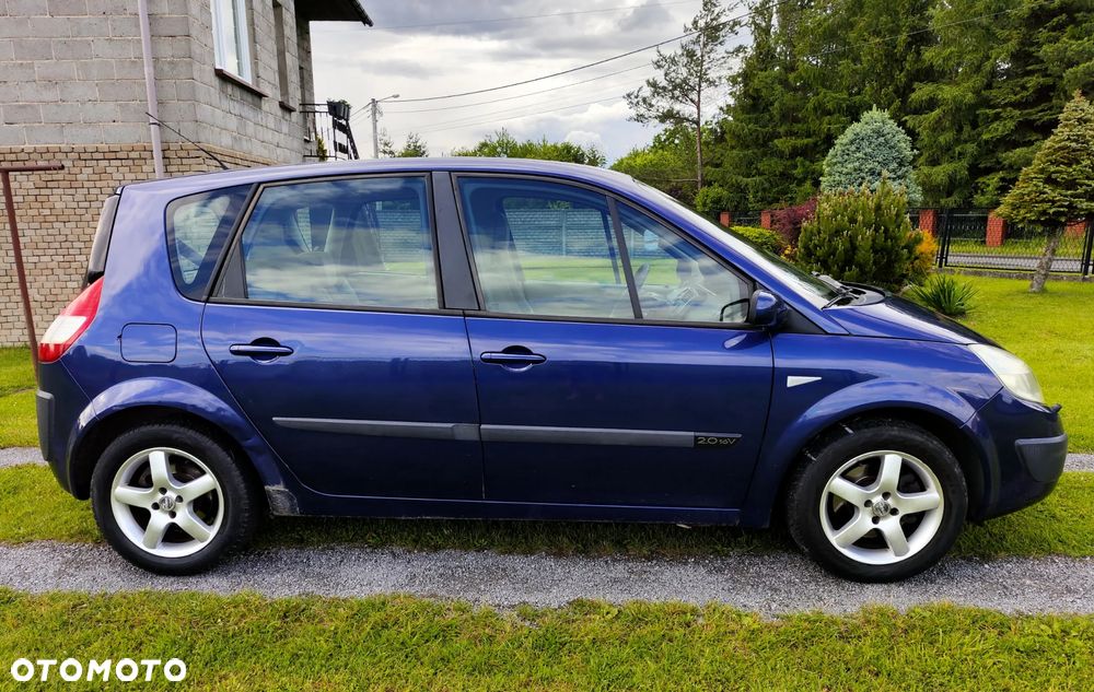Renault Scenic 2.0 16V Expression - 8