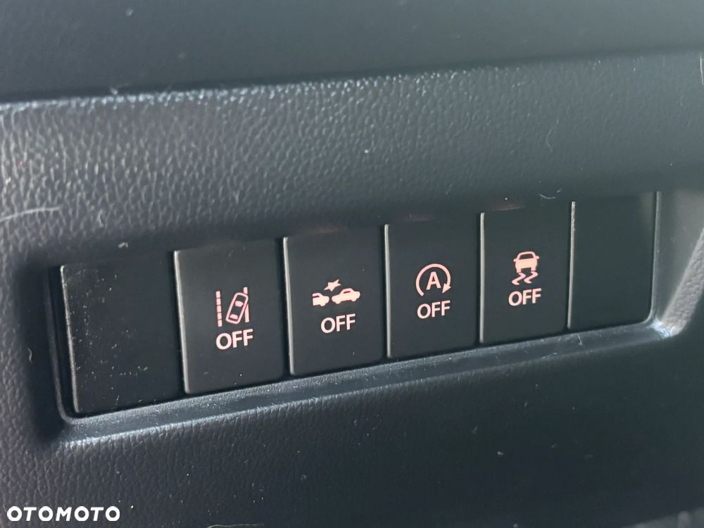 Suzuki Swift 1.0 Boosterjet (SHVS) Hybrid Comfort+ - 19