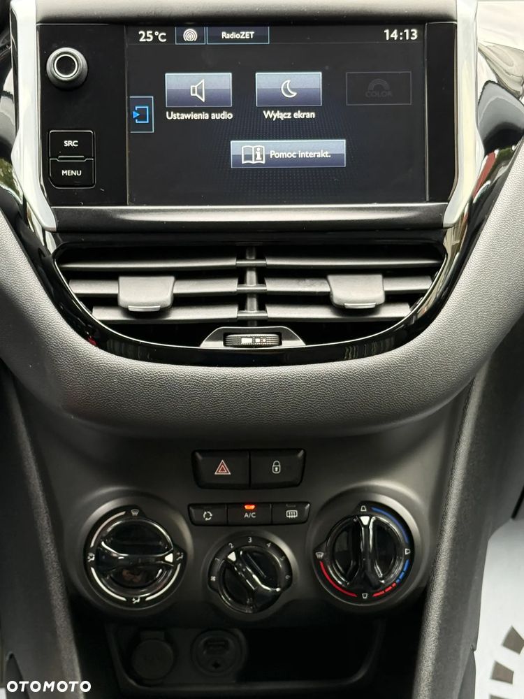 Peugeot 208 1.2 PureTech Style - 10
