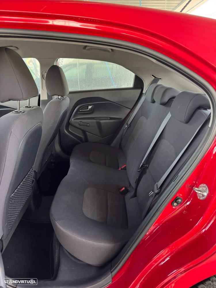 Kia Rio 1.4 Dream Team Edition - 9