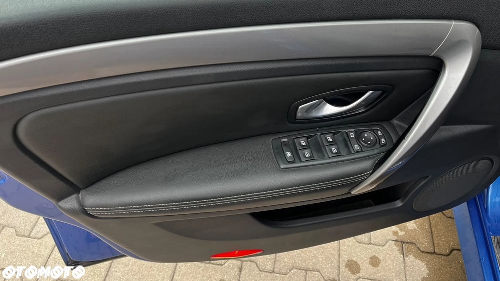 Renault Laguna 2.0 DCi FAP GT - 25