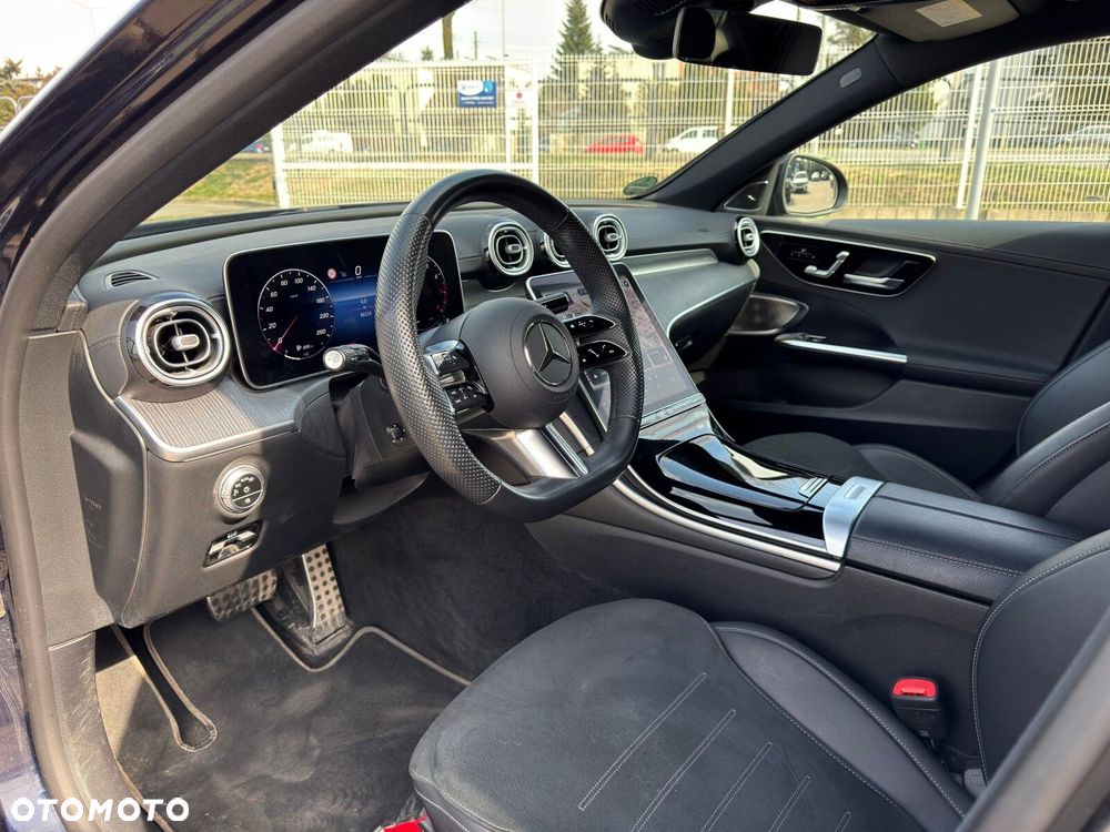 Mercedes-Benz Klasa C 200 mHEV 4-Matic AMG - 16