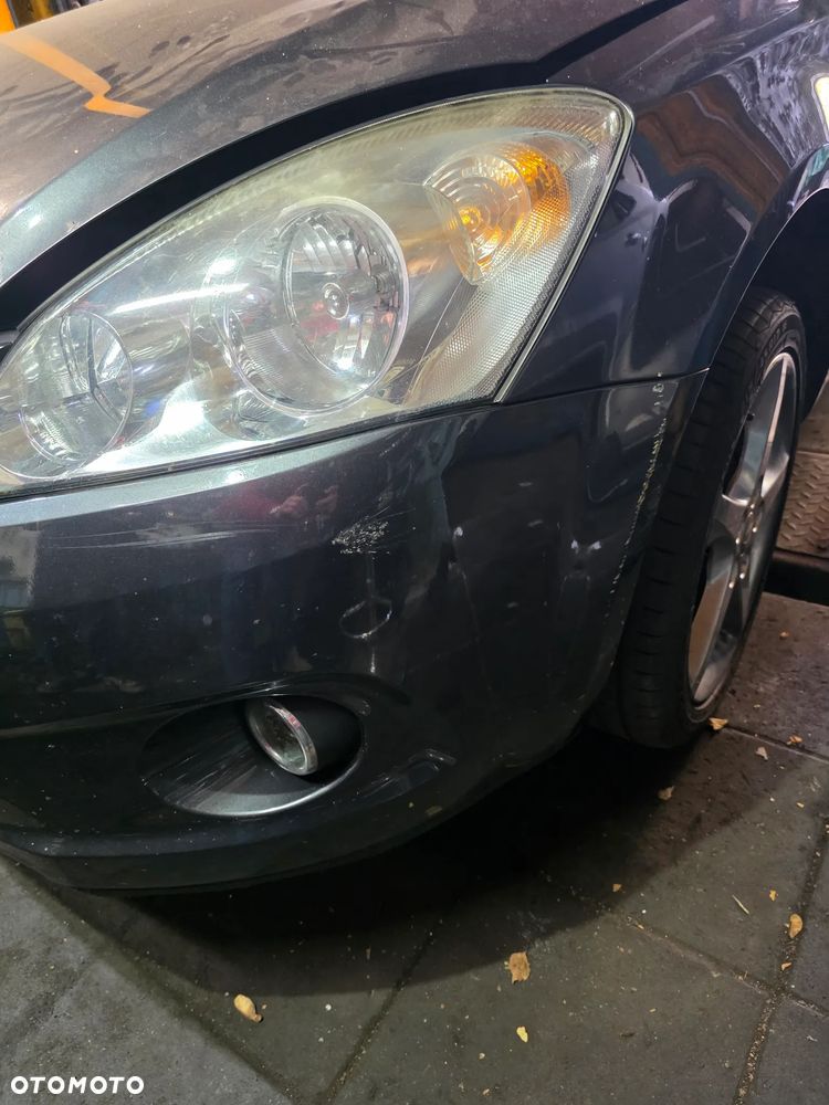 Kia Ceed - 5