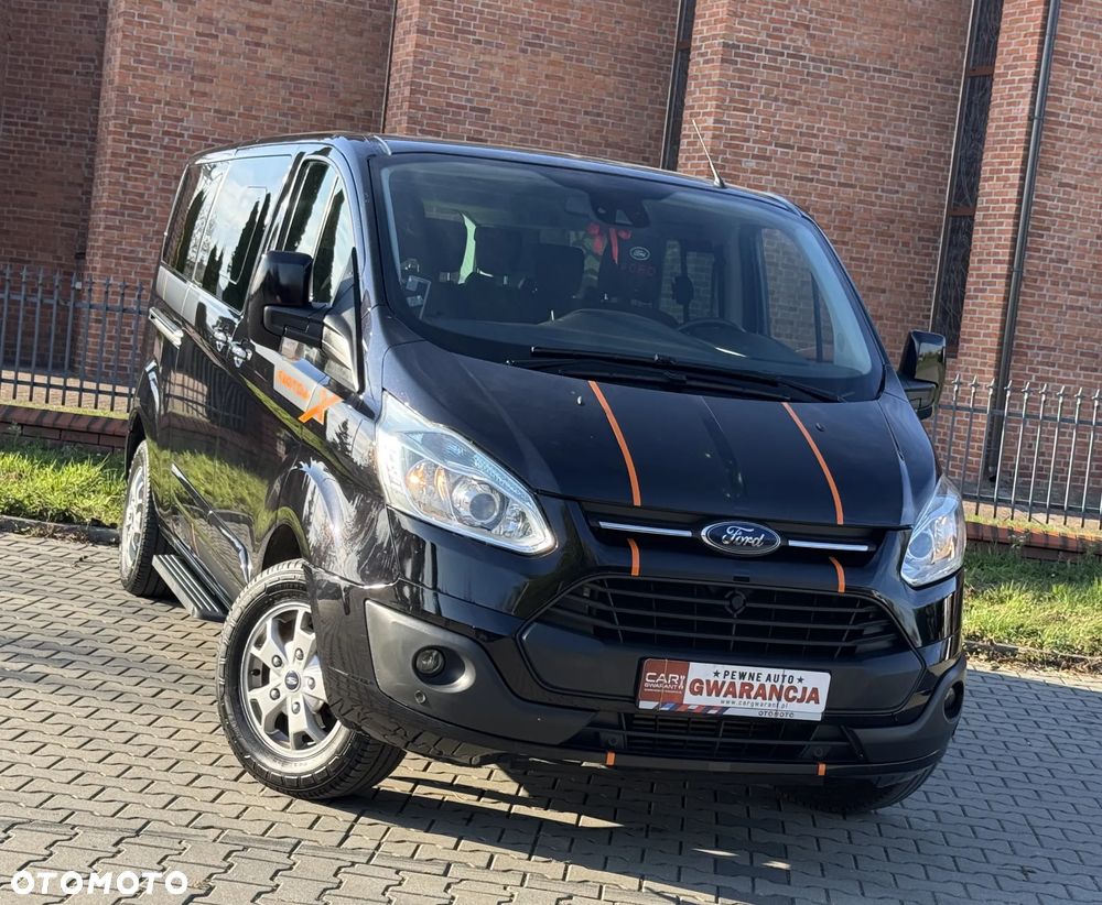Ford Tourneo Custom 300 L2H1 VA Titanium - 1