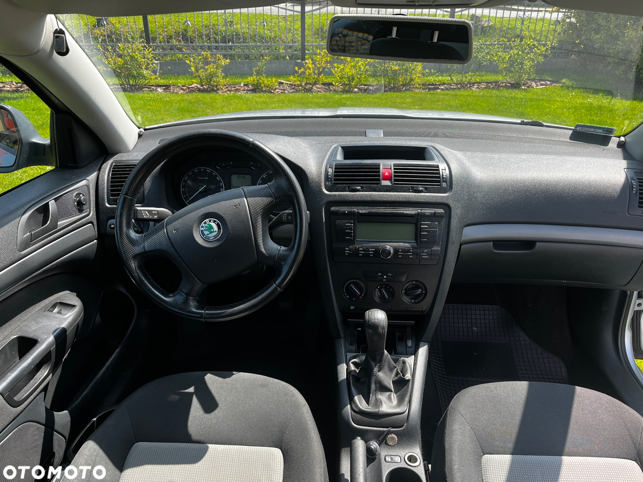 Skoda Octavia 1.6 FSI Ambiente - 11