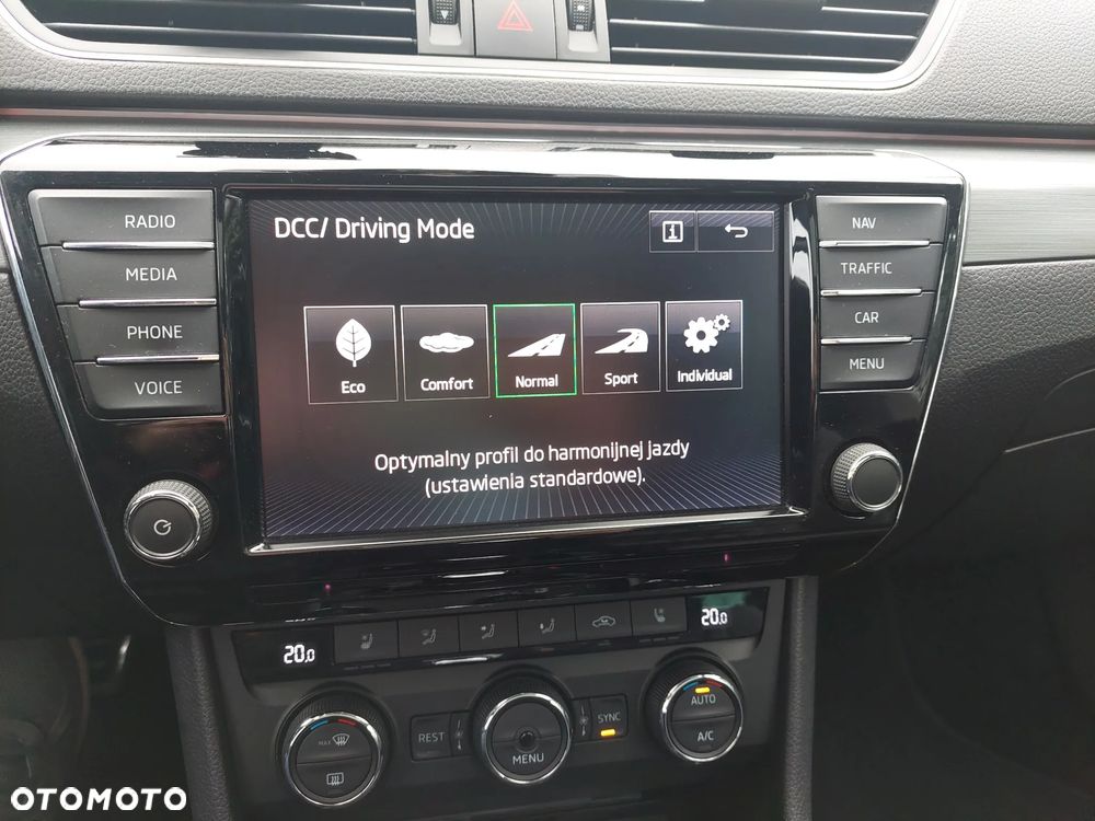 Skoda Superb 2.0 TDI 4x4 Style DSG - 28