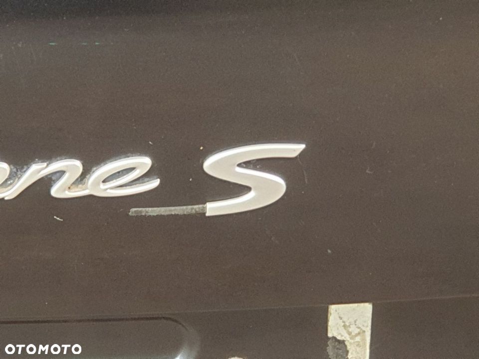 Klapa Bagażnika PORSCHE CAYENNE gen I 2002 2010 rok - 4