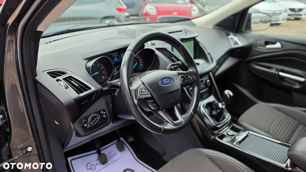 Ford Kuga 1.5 EcoBoost 2x4 Titanium - 11