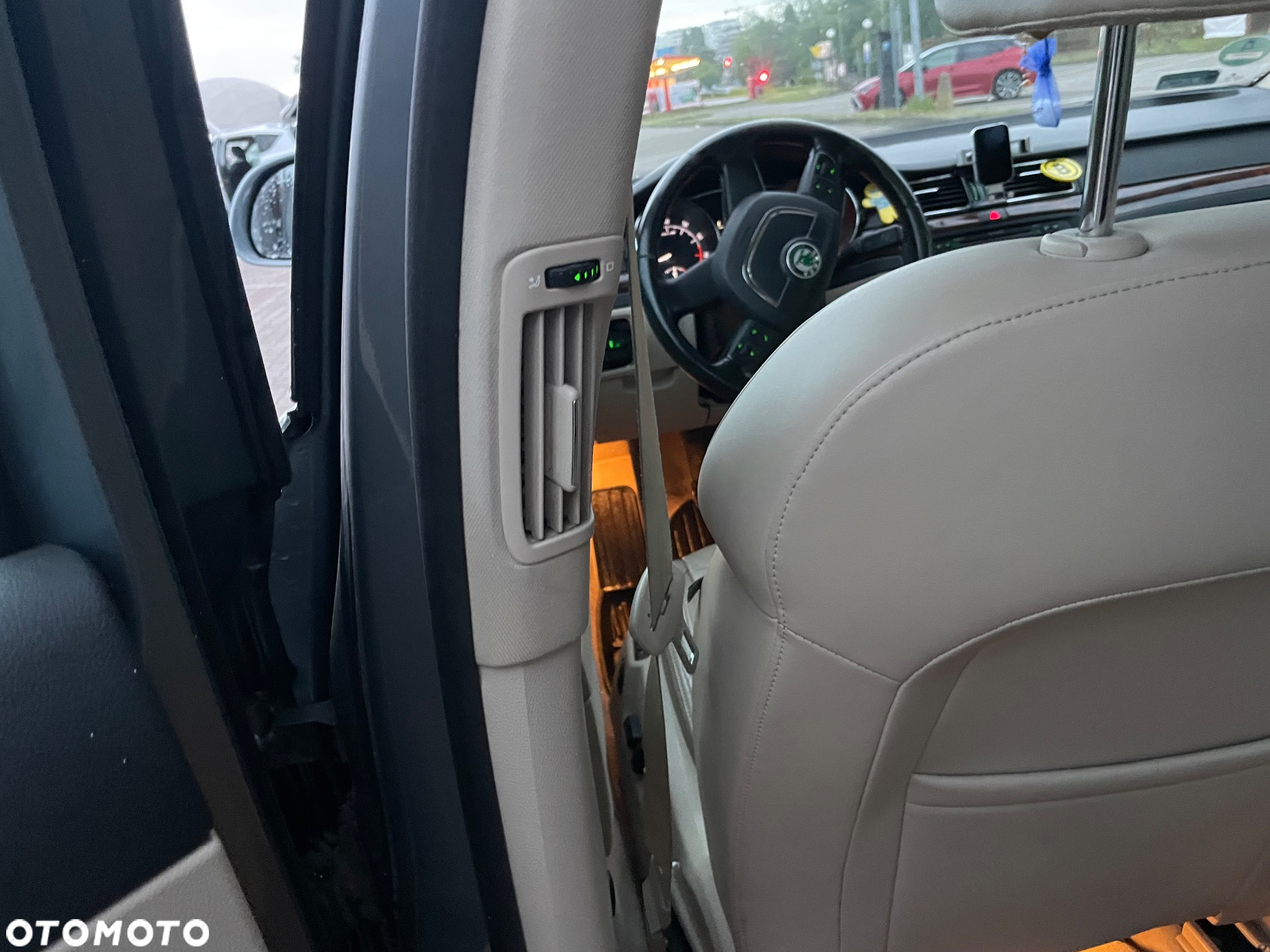 Skoda Superb 1.8 TSI Platinum - 14